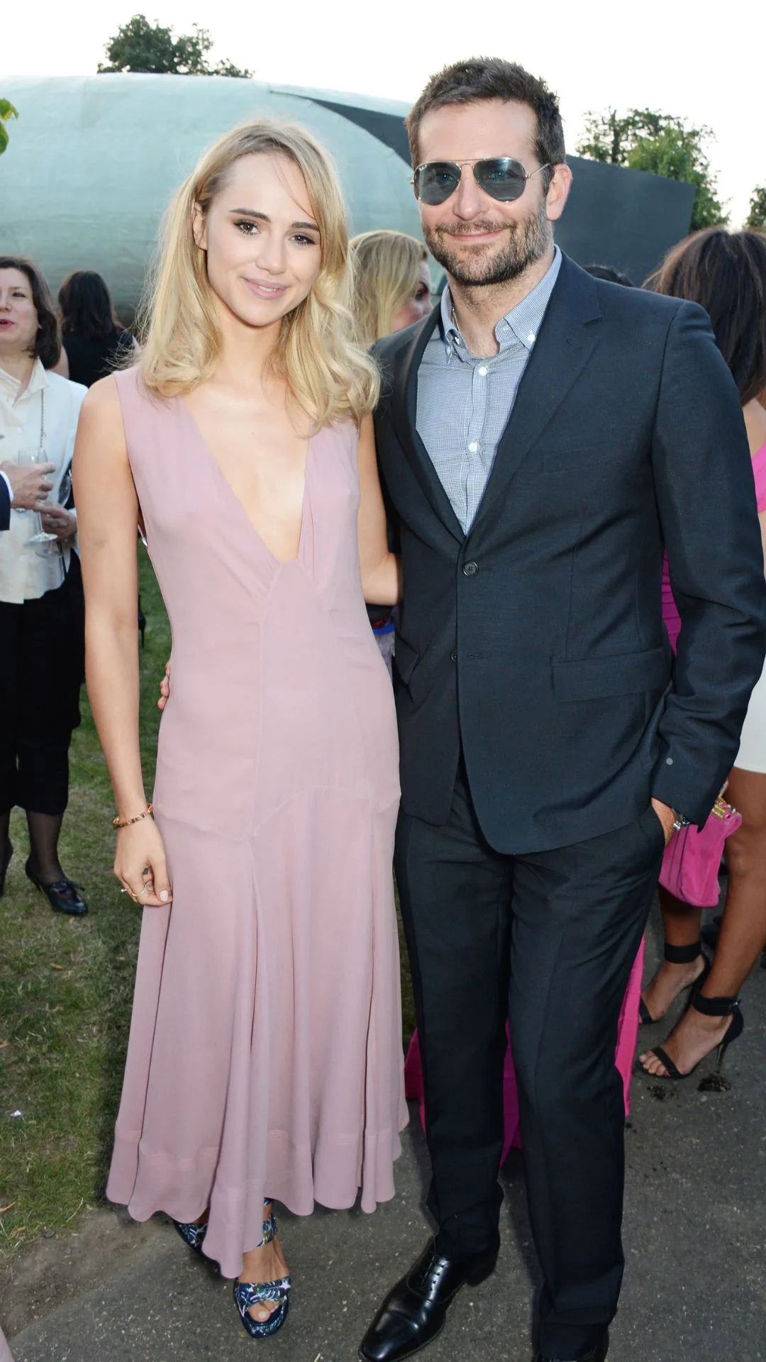 suki waterhouse bradley cooper