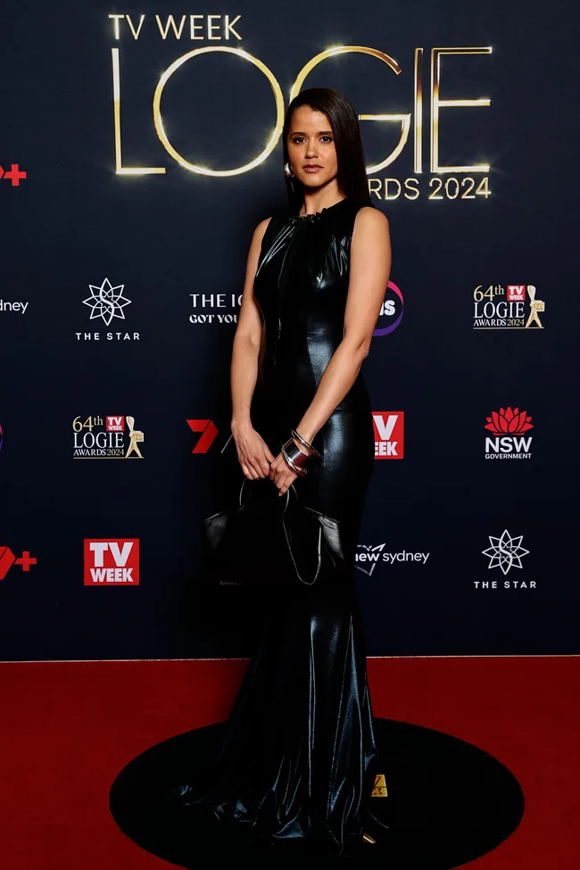 kirsty marillier logies red carpet