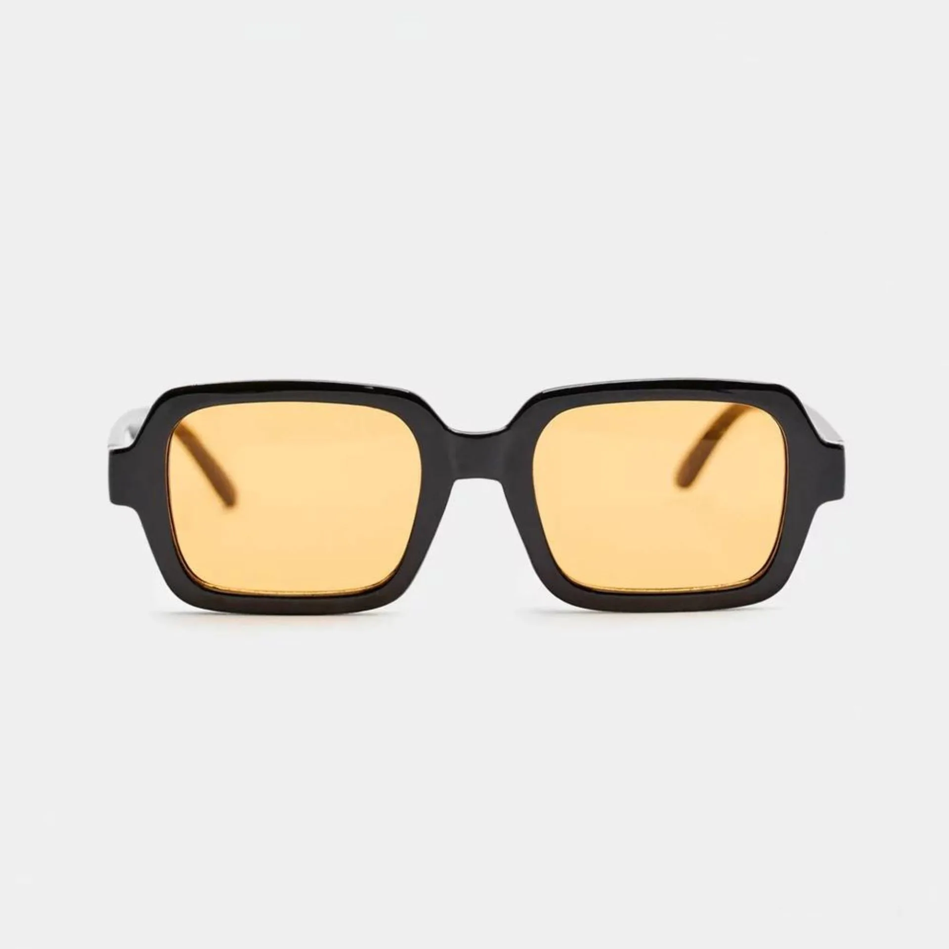 the iconic sunglasses statement
