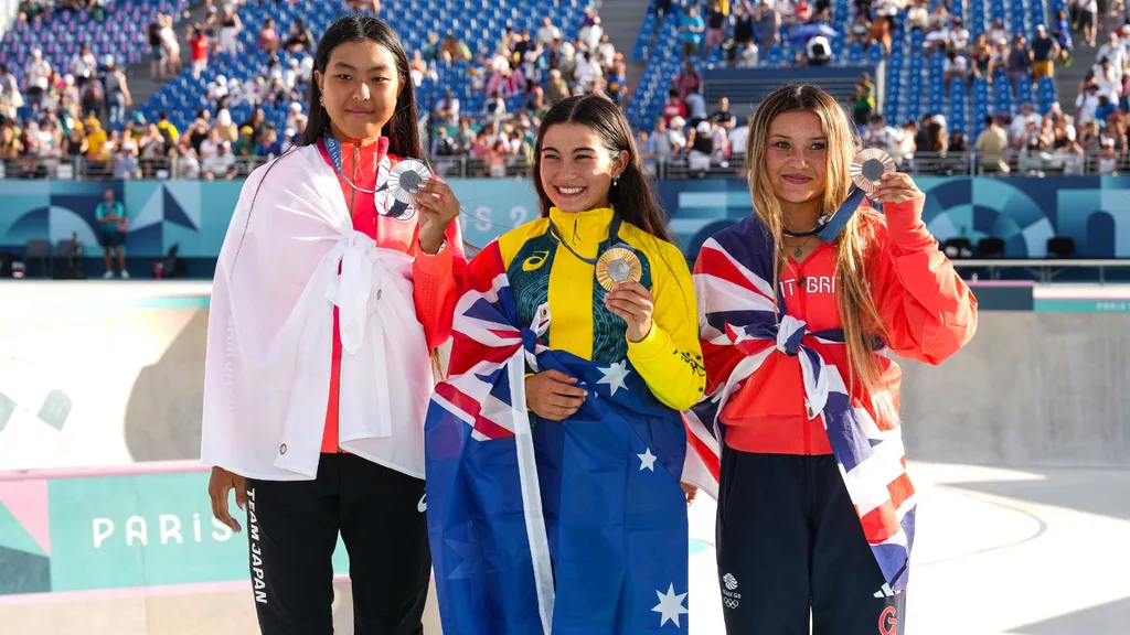 arisa trew winning gold at the paris olympics