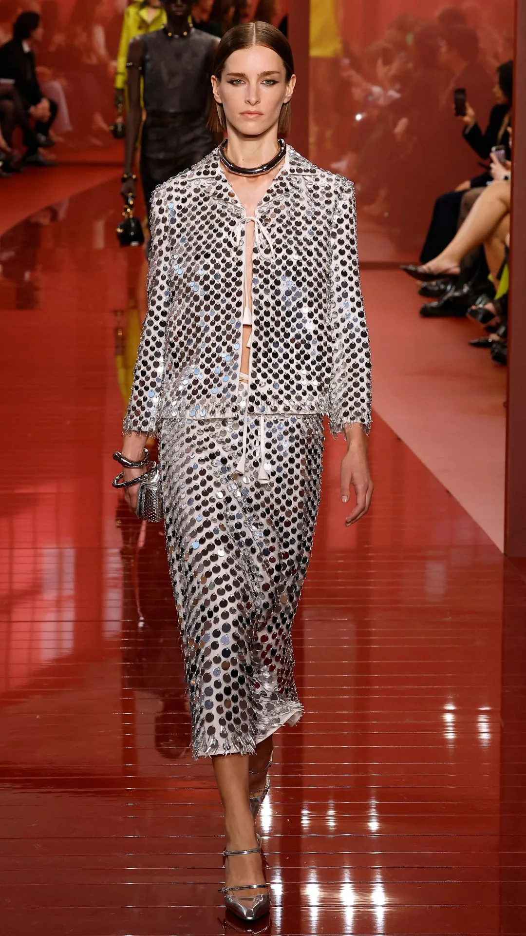 A model walks the runway at the Gucci fashion show during the Milan Womenswear Spring/Summer 2025 on September 20, 2024 in Milan, Italy.