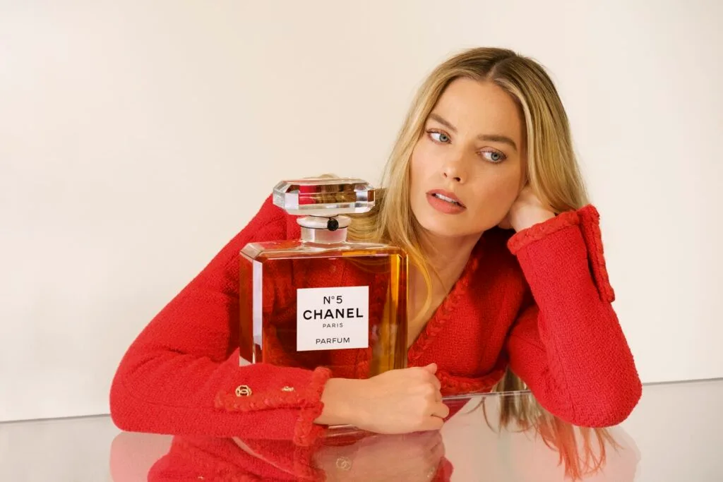 margot robbie chanel no.5 campaign