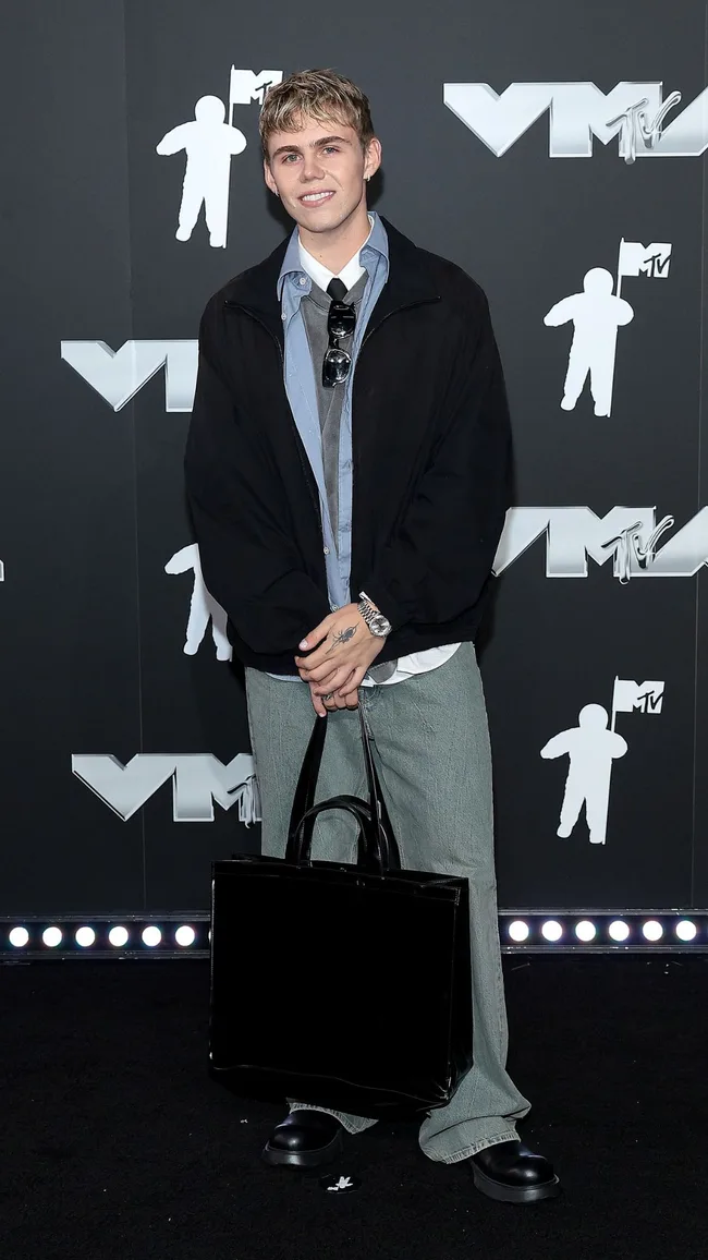 the kid laroi mtv vmas