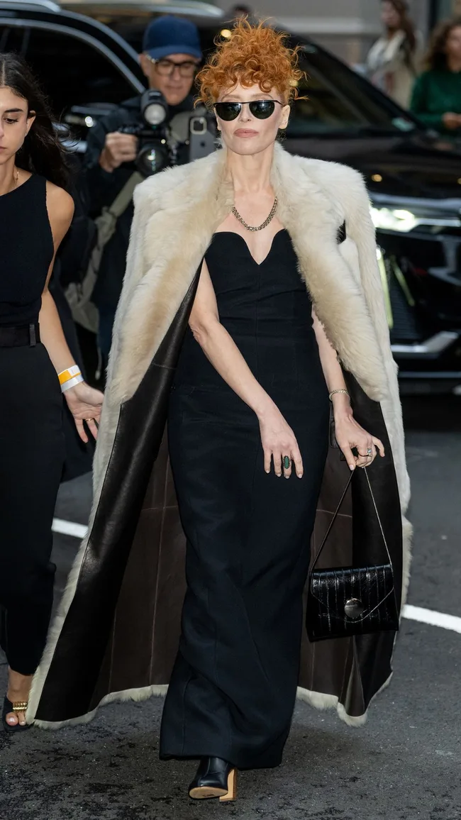natasha-lyonne-khaite