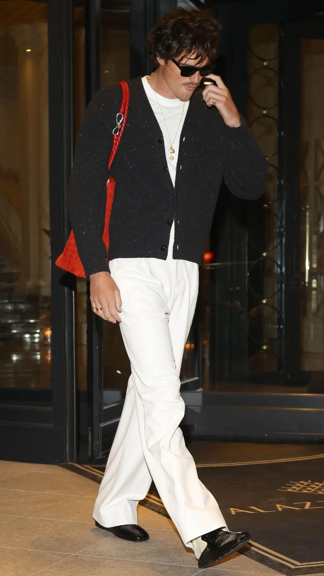 Jacob Elordi is seen during Milan Fashion Week - Womenswear Spring/Summer 2025 on September 21, 2024 in Milan, Italy.