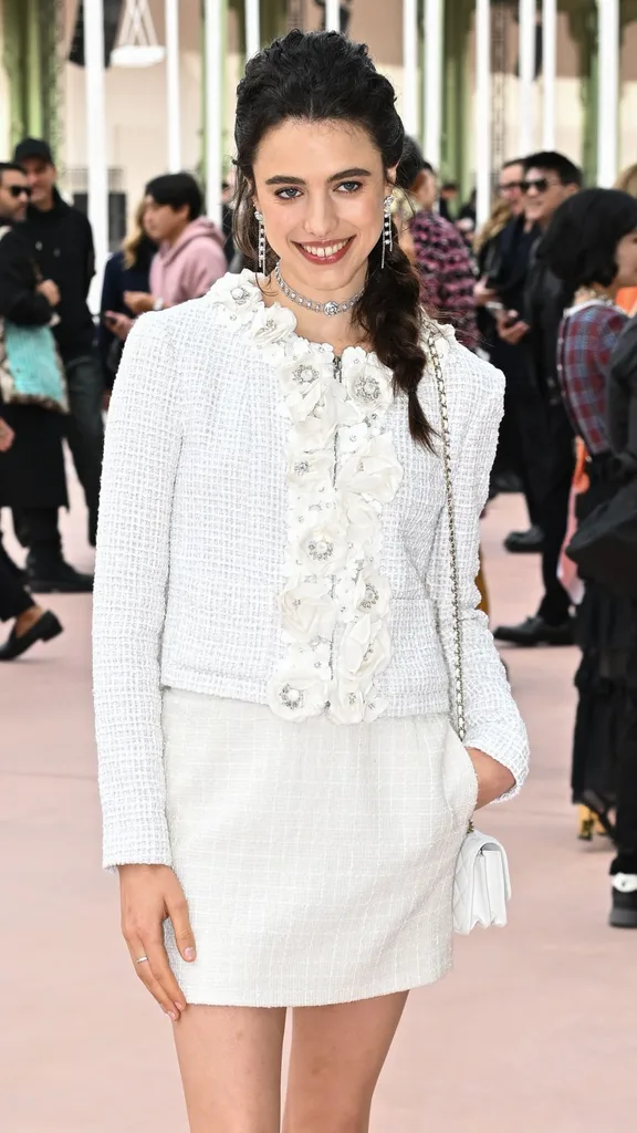Margaret Qualley attends the Chanel Paris Womenswear Spring-Summer 2025 show as part of Paris Fashion Week on October 01, 2024 in Paris, France.