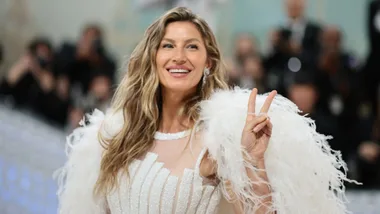 gisele bundchen pregnant