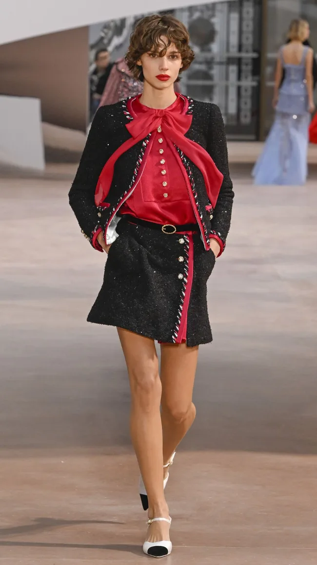 Chanel Haute Couture SS25 Review: Pure Joie De Vivre