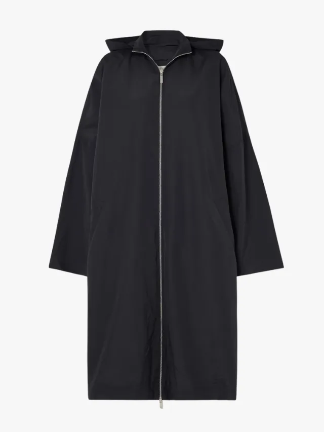 Best Winter Coats_ELLE_TOTEME
Hooded Recycled-Shell Coat