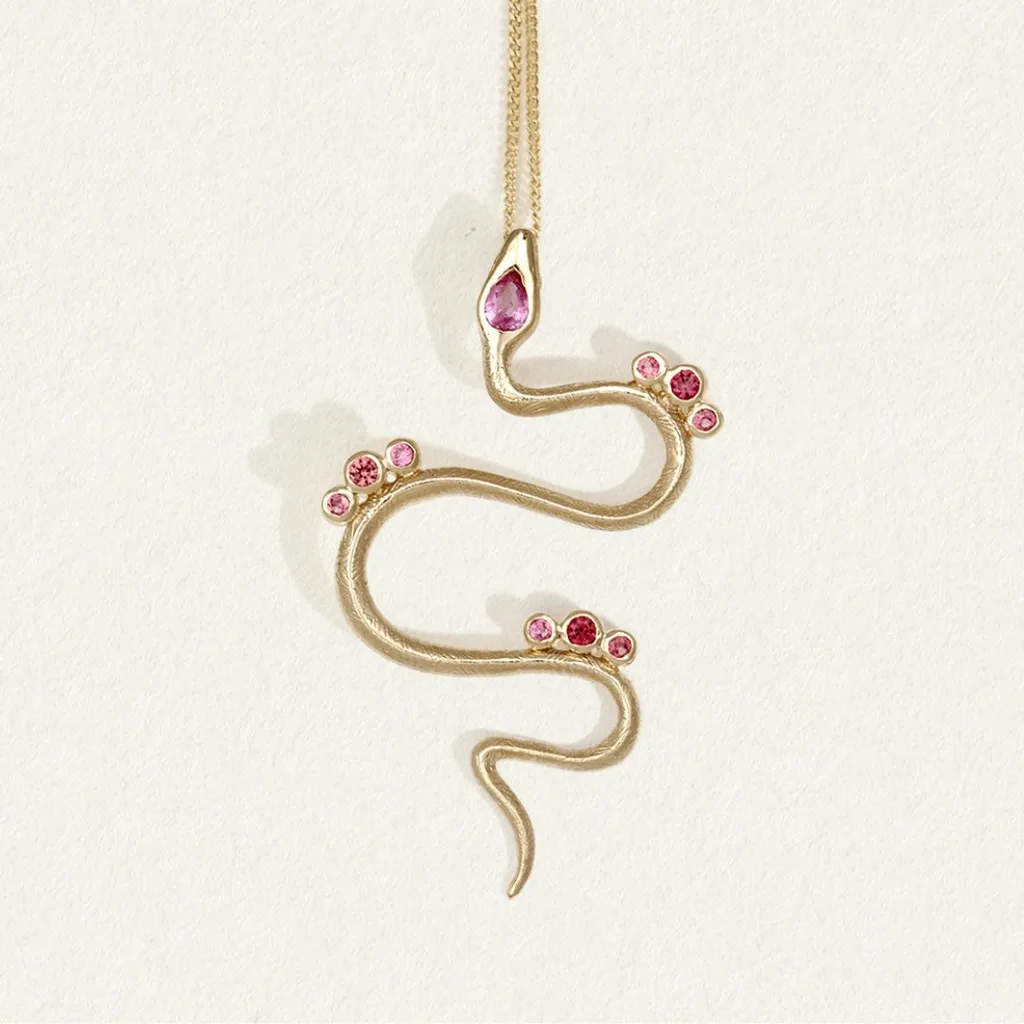 Temple of the Sun, Aala Necklace