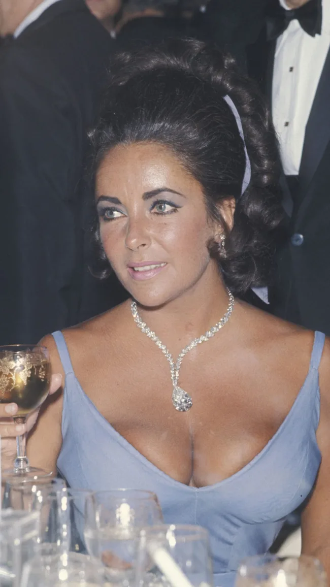 Elizabeth Taylor at the Oscars