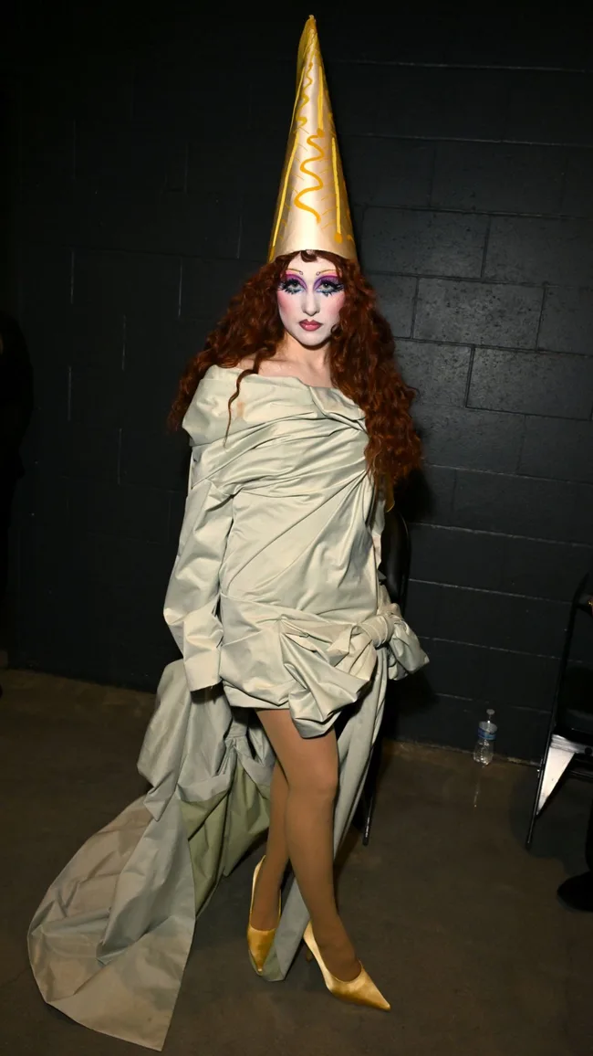 chappell roan third grammys outfit