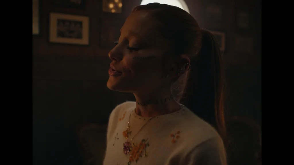 ariana grande swarovski