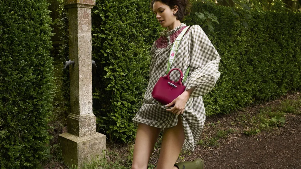 Longchamp Le Roseau campaign by Theo Wenner