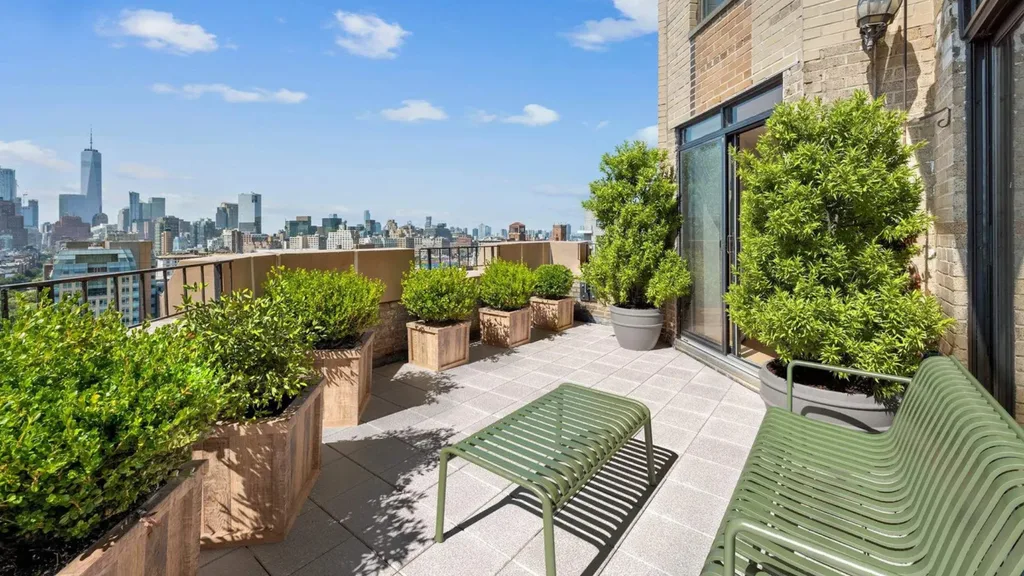 Gracie Abrams NYC Penthouse.