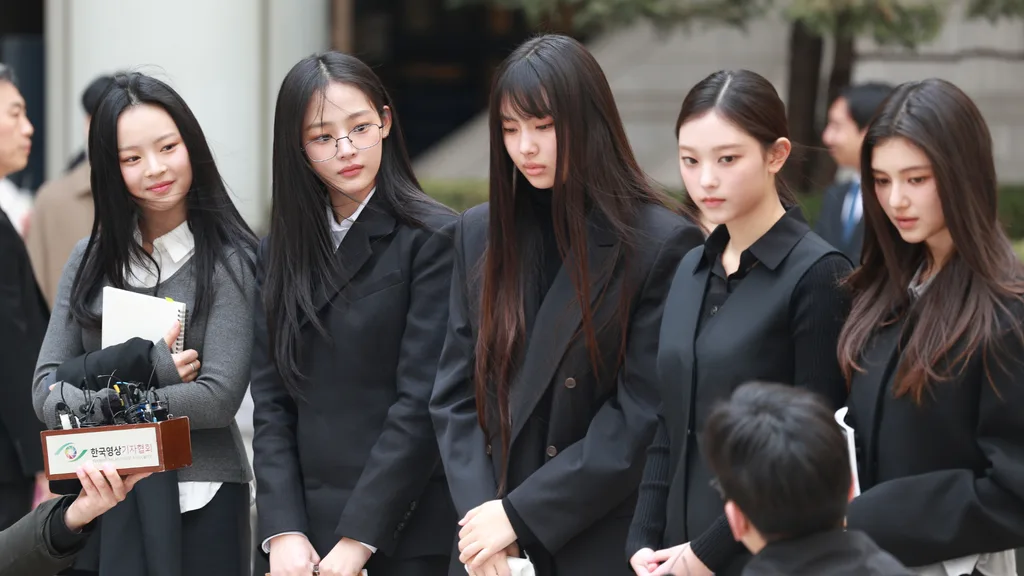 NewJeans Ador / Hybe lawsuit.