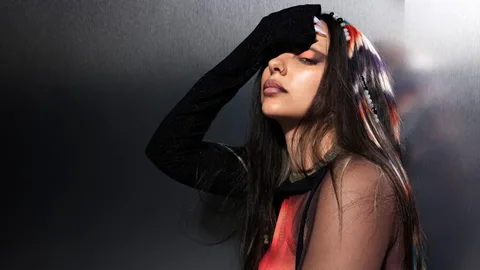 Jade Thirlwall On Going Solo, Her Brit Award, & Finding Her Voice | ELLE