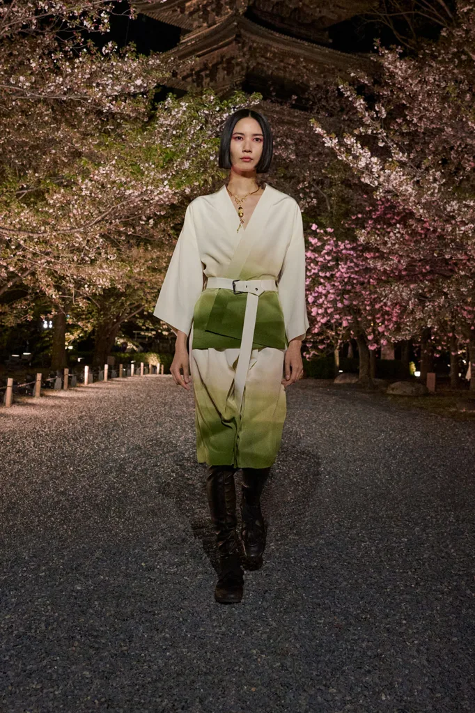 dior-fall-2025-kyoto