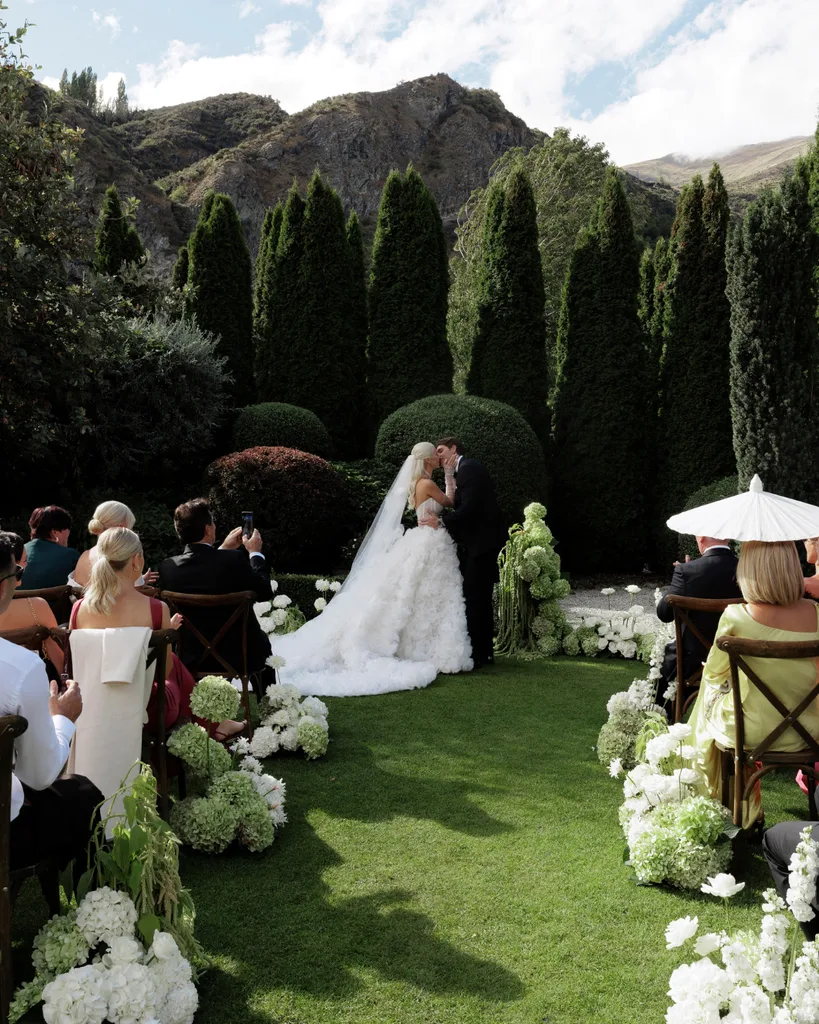 Salt Atelier modern New Zealand wedding