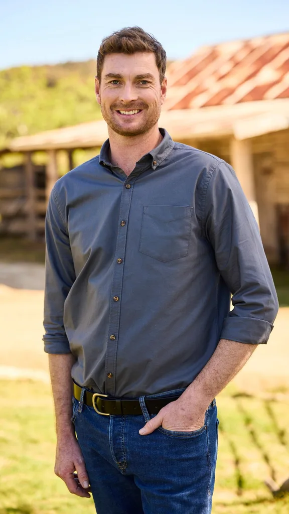 Farmer Thomas, Farmer Wants A Wife