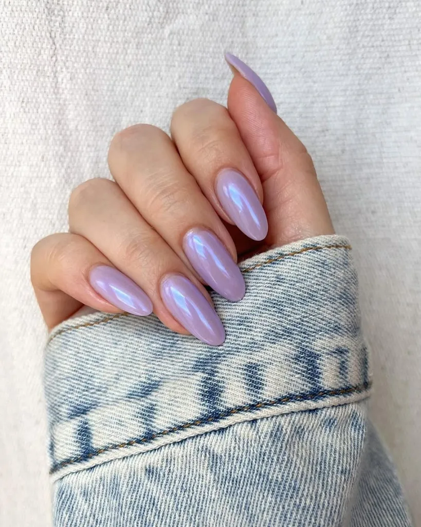 Chrome lavender milk nails