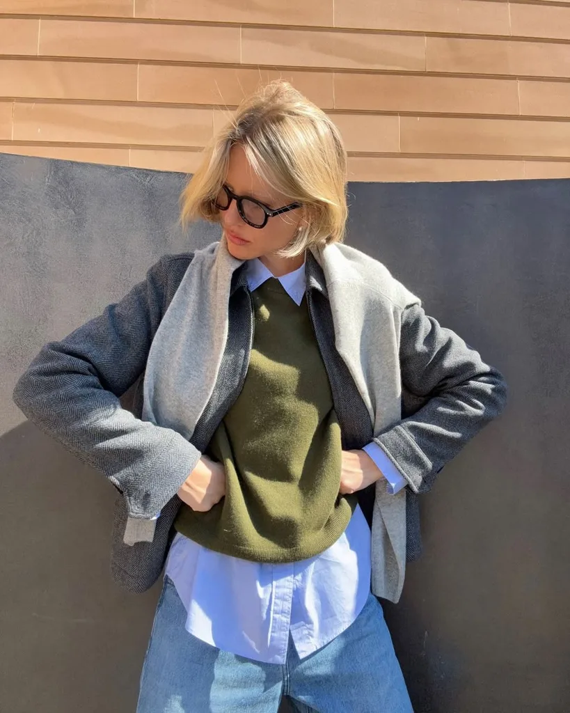 Violet Grace wearing Uniqulo cashmere