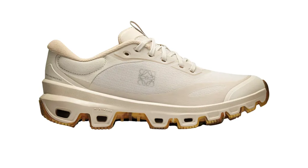 Best Running Shoes_On Running Cloudventure LOEWE 2