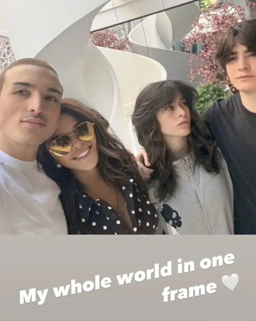 Lauren Sanchez shares photos of her kids on instagram