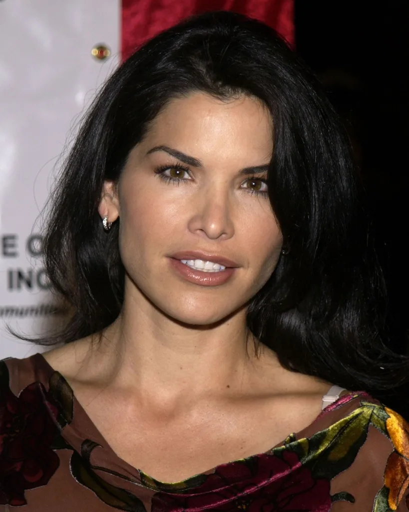 Lauren Sanchez in 2002