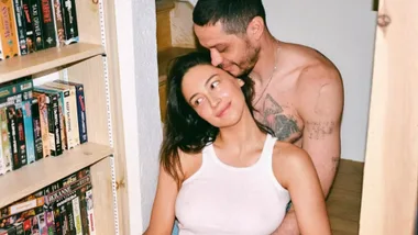 Pete Davidson and Elsie Hewitt reveal pregnancy news on Instagram