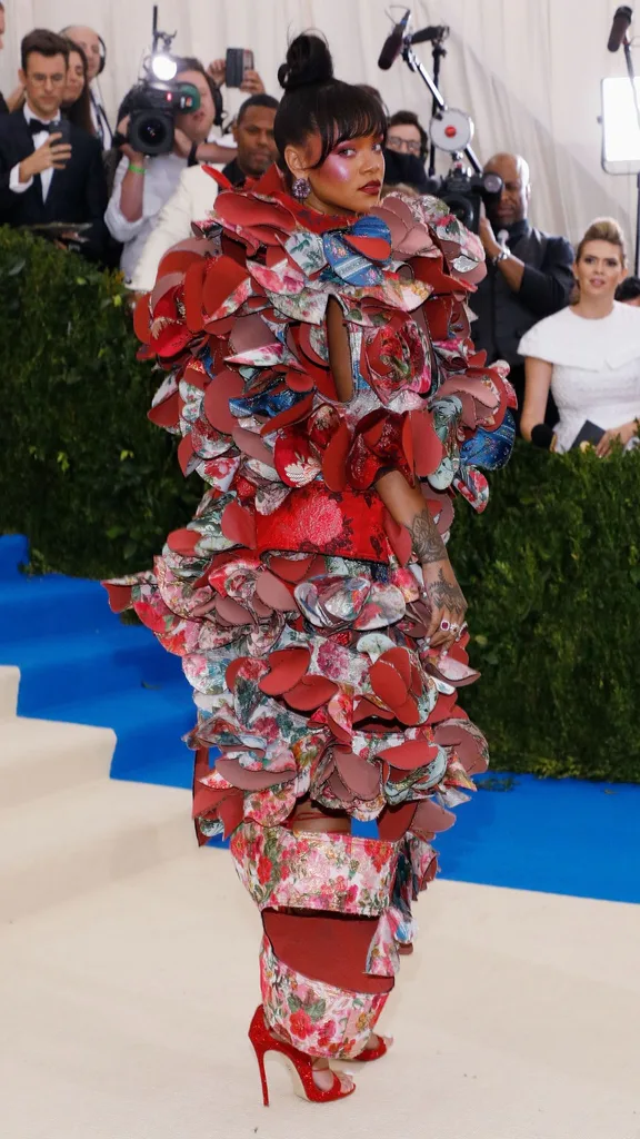 Rihanna wearing Comme des Garcon at the 2017 met gala