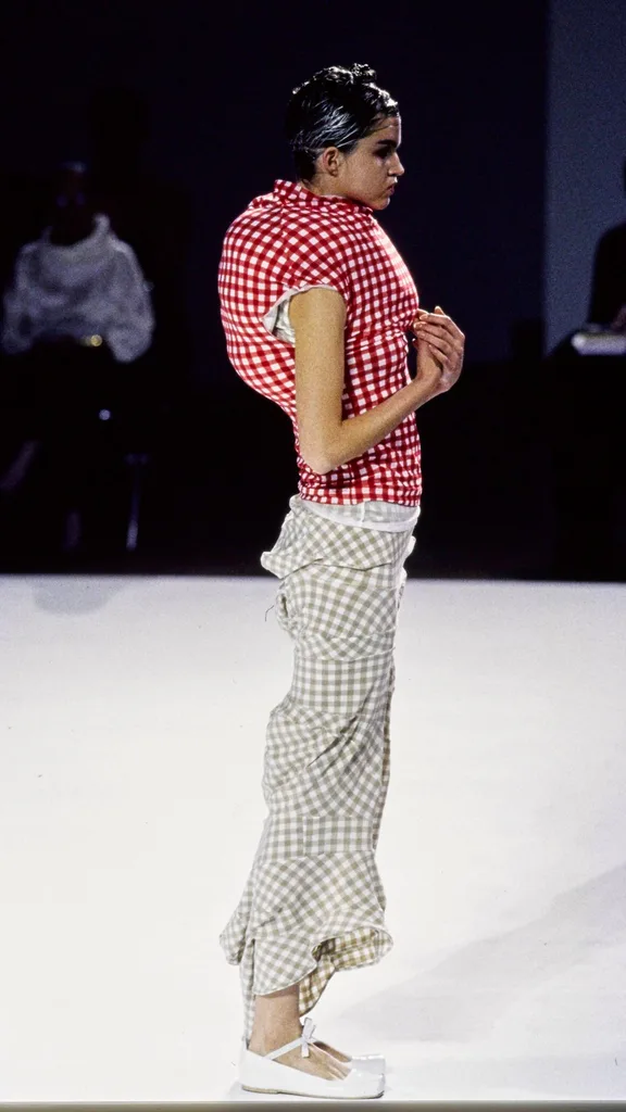 Comme Des Garcon lumps and bumps runway