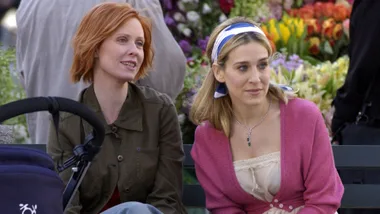 Carrie and Miranda in Sex and the City