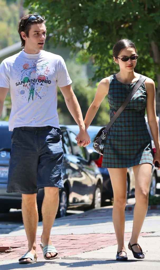 Olivia Rodrigo and Louis Partridge walking in LA
