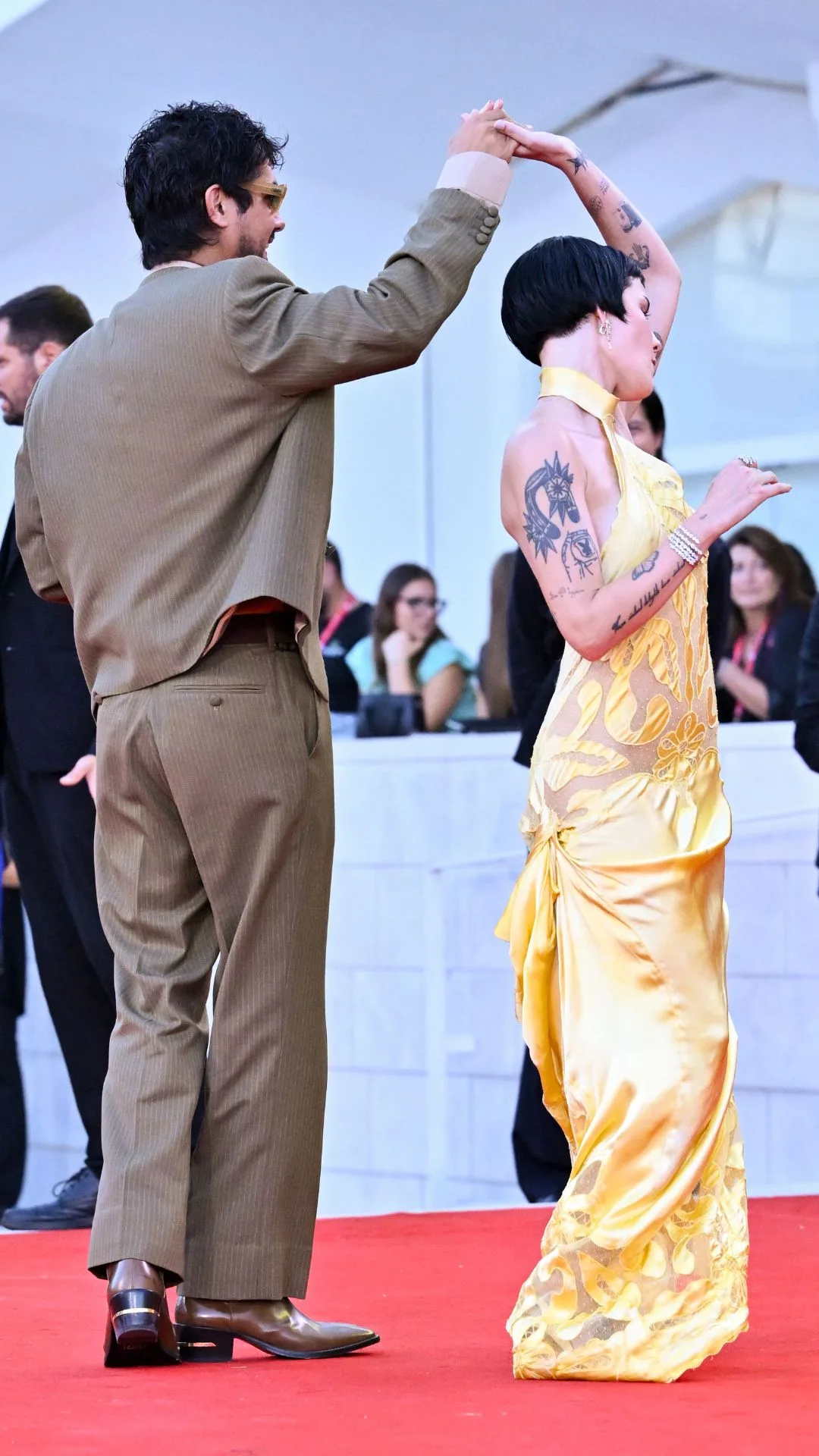 Halsey dances with fiance Avan Jogia on the venice film festival red carpet 