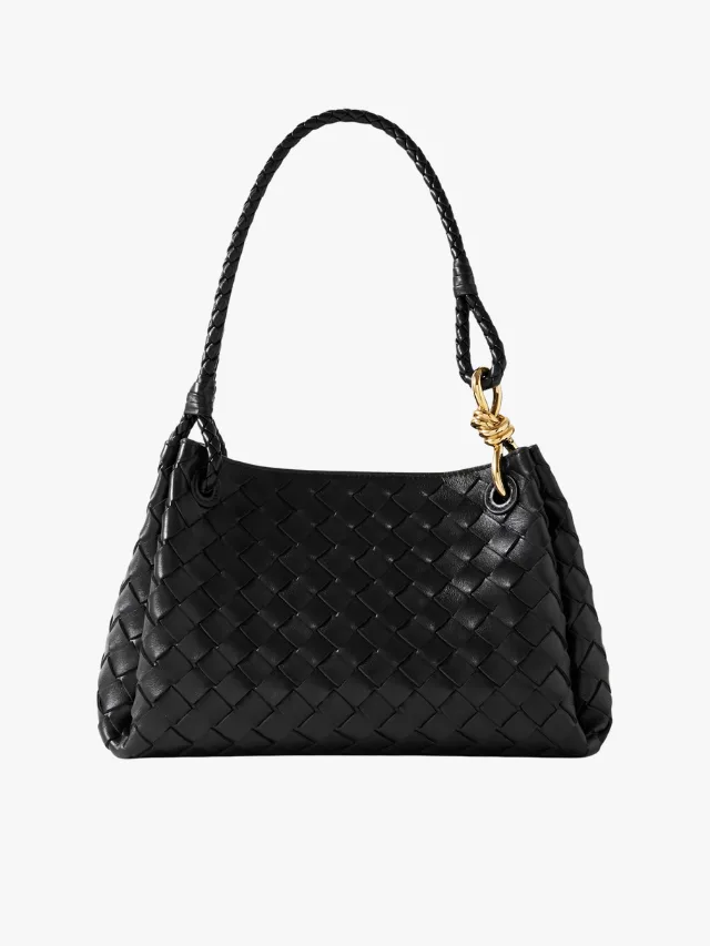 Summer Bag Trends_BOTTEGA VENETA
Parachute Medium Intrecciato Shoulder Bag