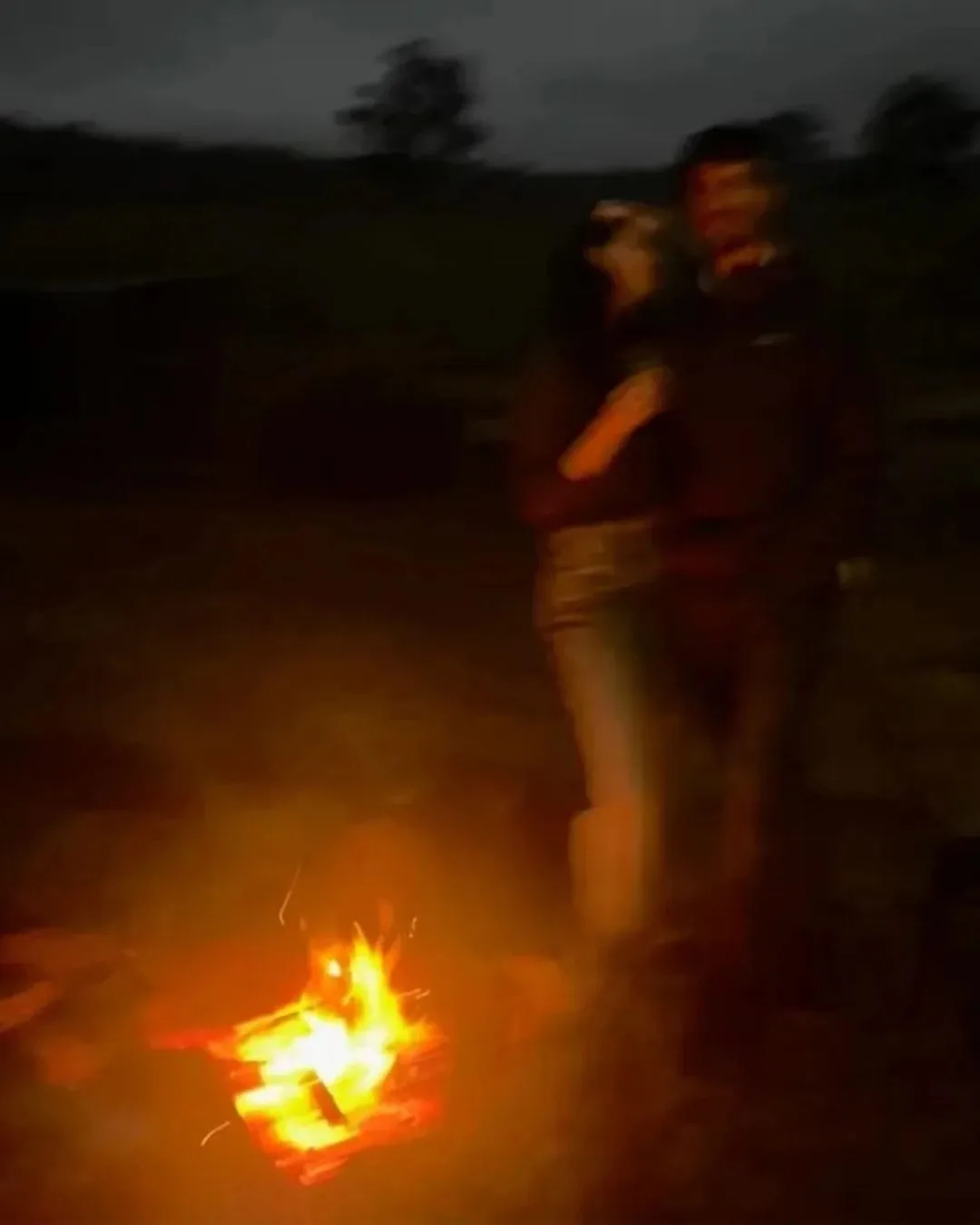 Farmer Zac and Maya as featured of Scarlett's instagram