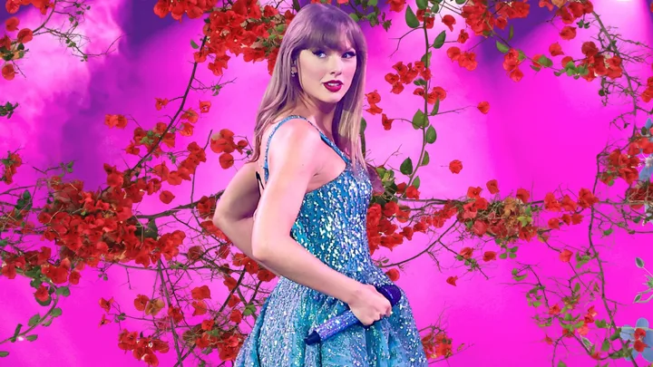 taylor swift flower dress red carpet Taylor Swift Walks Golden Globes Red Carpet in a Floral Cut-Out Gown