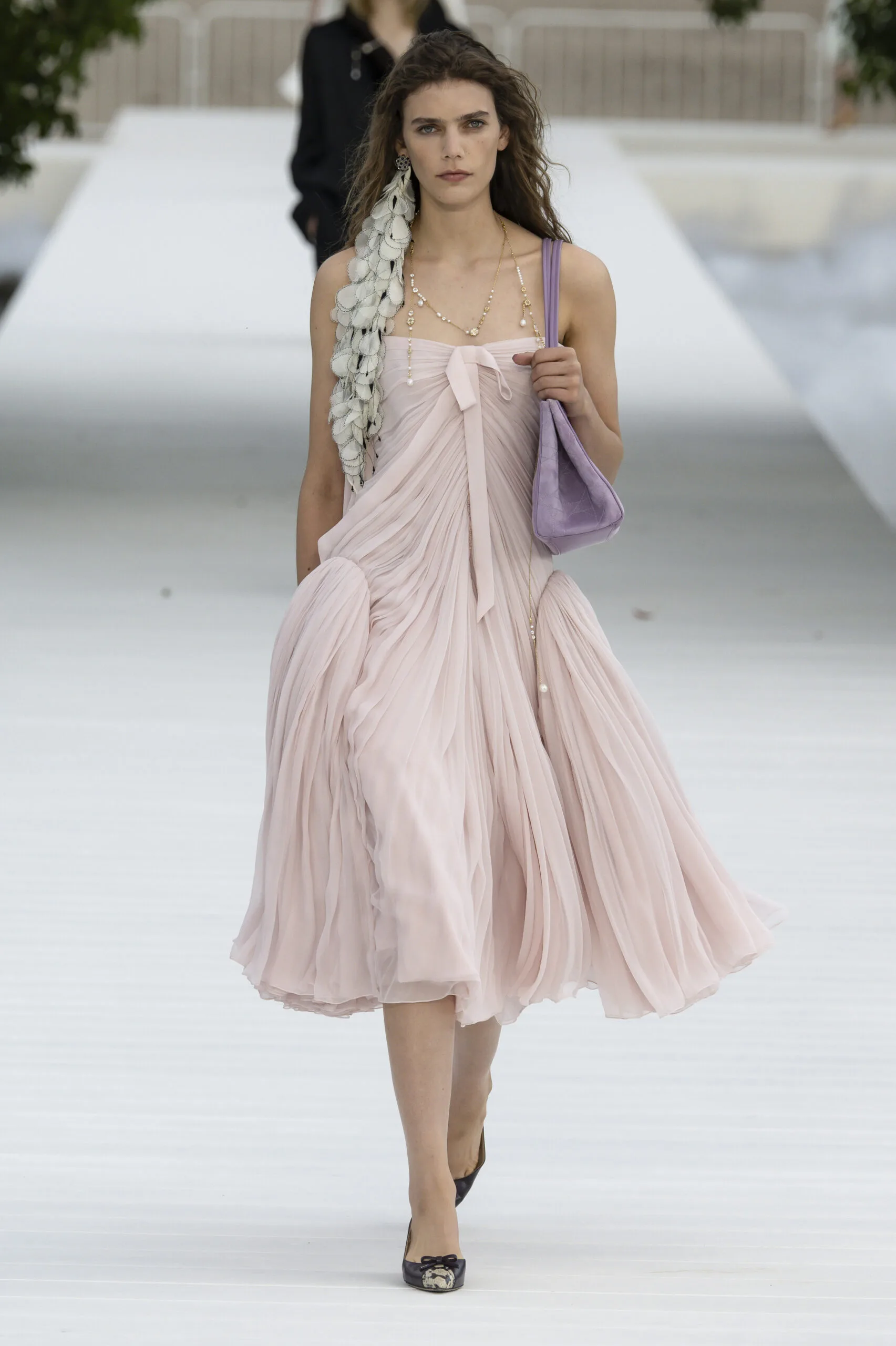 PARIS, FRANCE - SEPTEMBER 29: A model walks the runway during the Christian Dior Ready to Wear Spring/Summer 2027 fashion show as part of Paris Fashion Week on September 29, 2026 in Paris, France. (Photo by Victor VIRGILE/Gamma-Rapho via Getty Images)