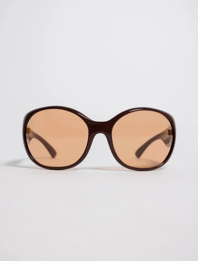 Bella Hadid sunglasses