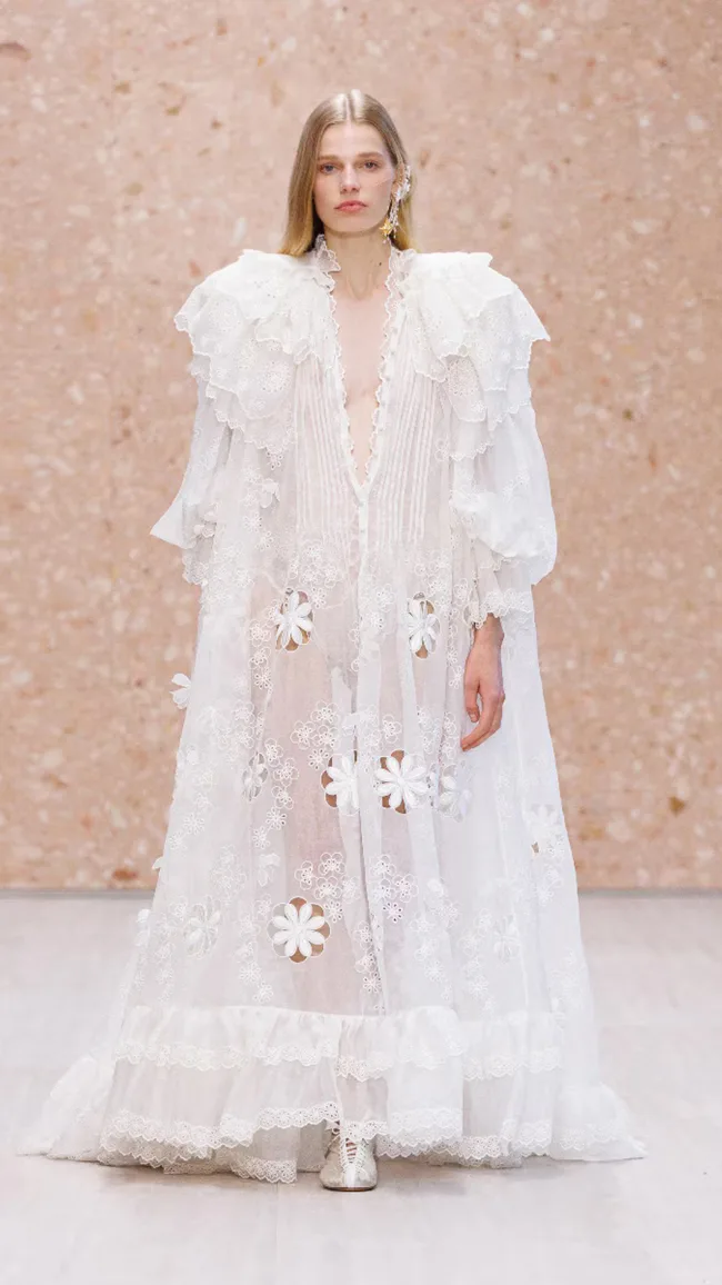 Bridal Trends 2027: 28 Non-Traditional Wedding Dress Looks For Modern ...