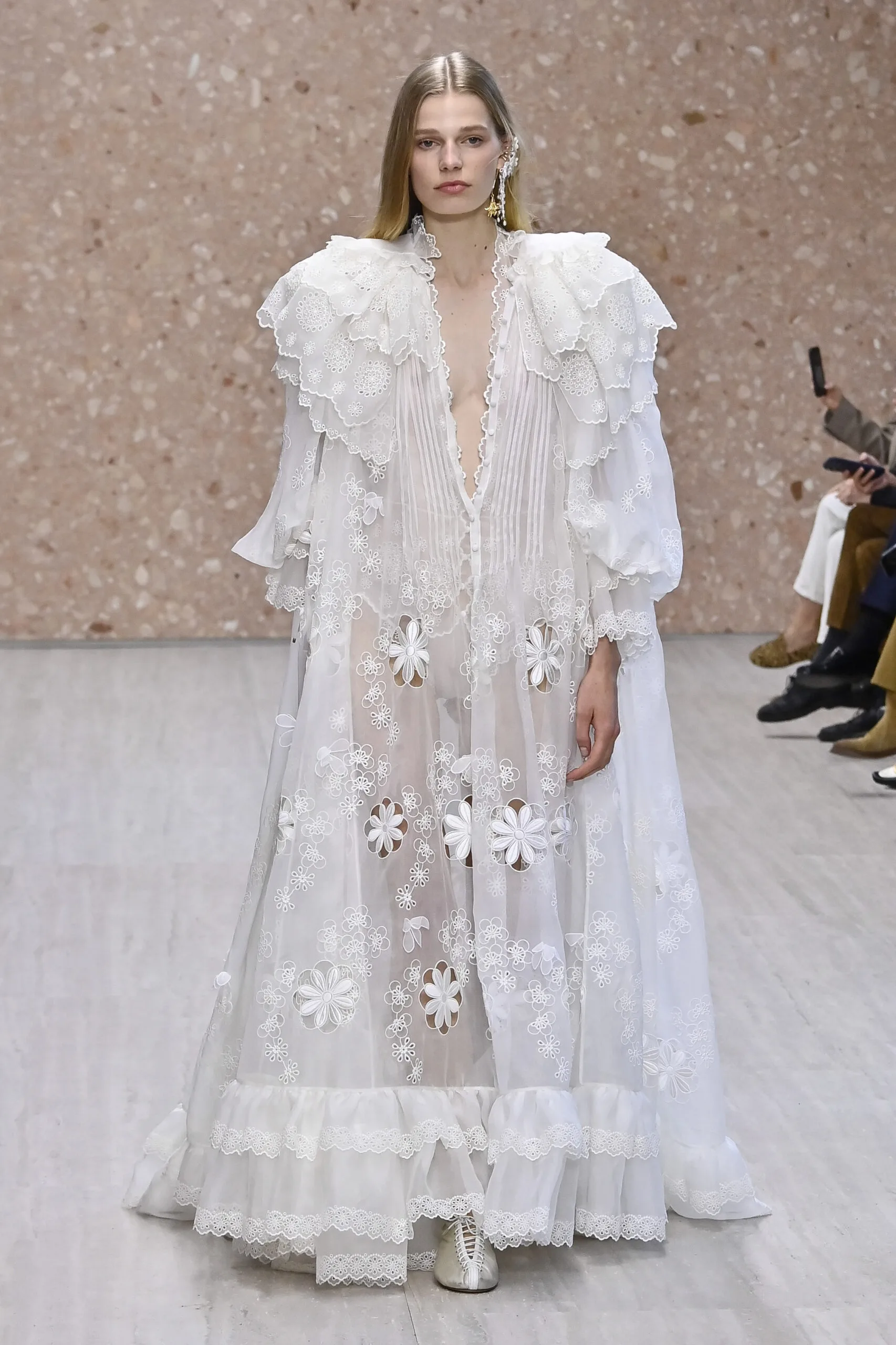 PARIS, FRANCE - OCTOBER 01: A model walks the runway during the Chloe Ready to Wear Spring/Summer 2027 fashion show as part of Paris Fashion Week on October 1, 2026 in Paris, France. (Photo by Victor VIRGILE/Gamma-Rapho via Getty Images)