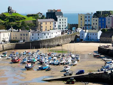 British beaches boats