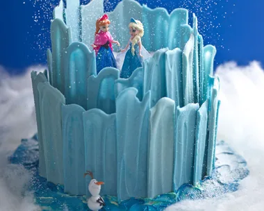 Create the cake from Frozen!