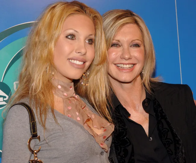 Olivia Newton John and Chloe Lattanzi