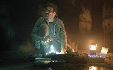 Joel Edgerton beats himself up in a trippy new sci-fi series, Dark Matter