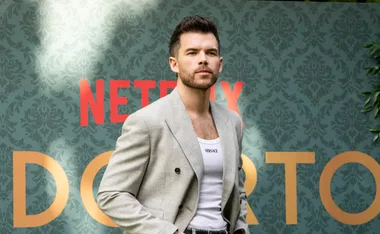 Is Bridgerton’s new leading man, Luke Newton single? We investigate