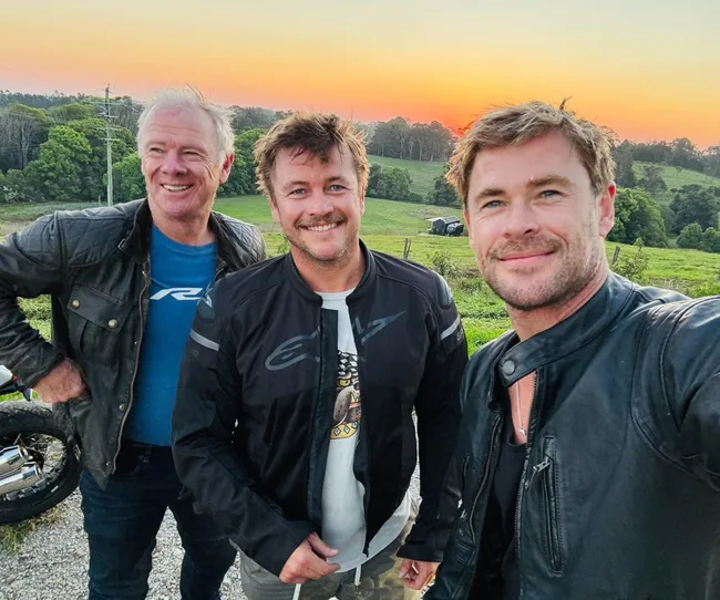 chris hemsworth luke dad