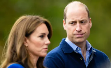 Prince William looks upset at Kate Middleton