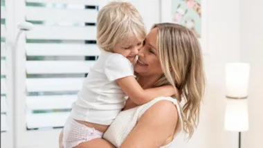 Anna Robards loves Huggies and it’s easy to see why!